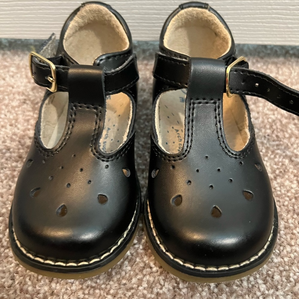 Size 4 Walker shoes